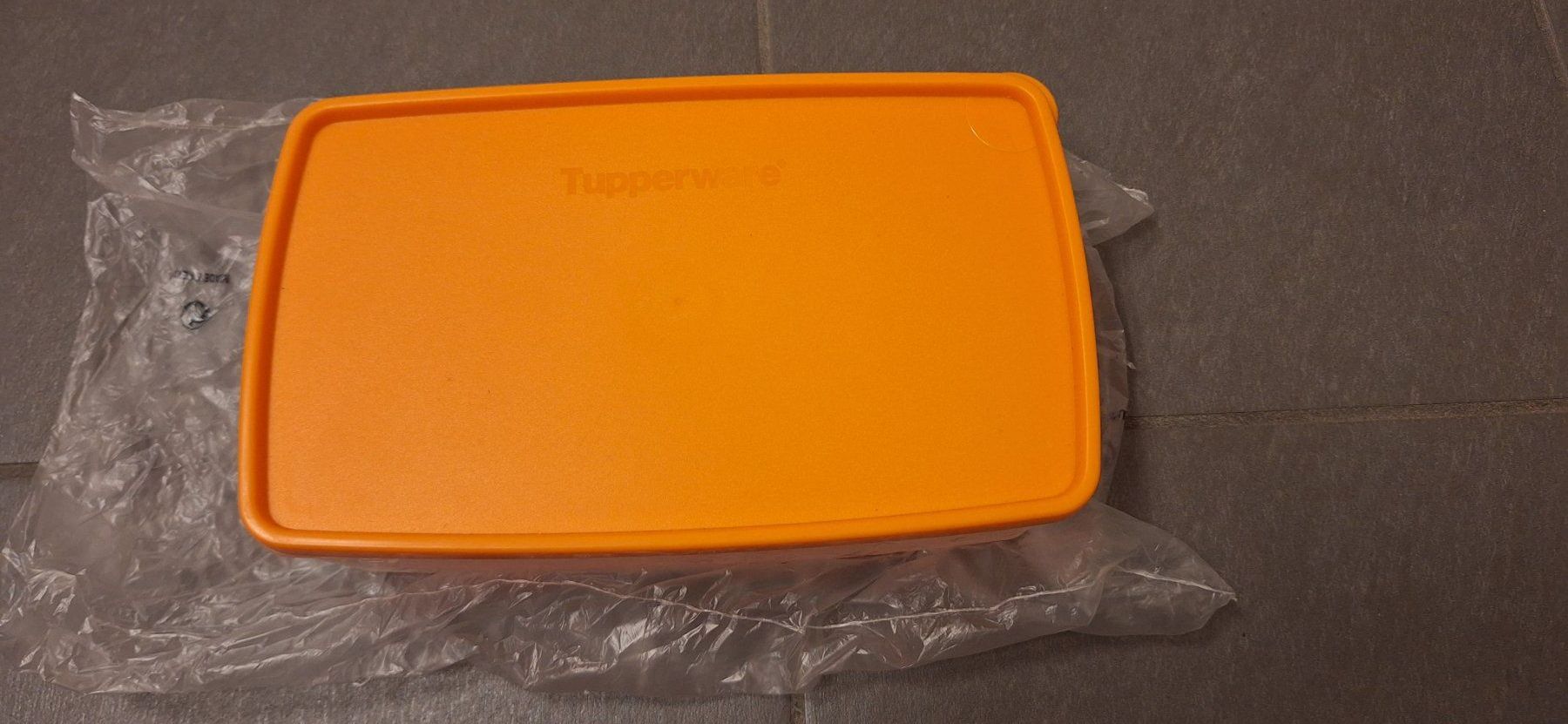 Tupperware Recipients et similaires: Tupperware, Freezers Mates, 1,3l – Neuf avec emballage d'origine à Lussery-Villars par pousinete02 1