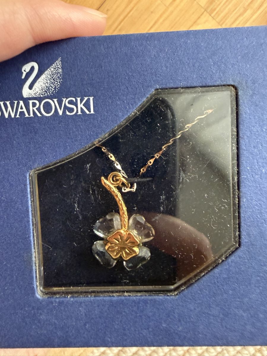 Swarovski Catenine: Swarovski Kleeblatt Blumen Halskette – Usato da Bern venduto da Wil.Wayne 3