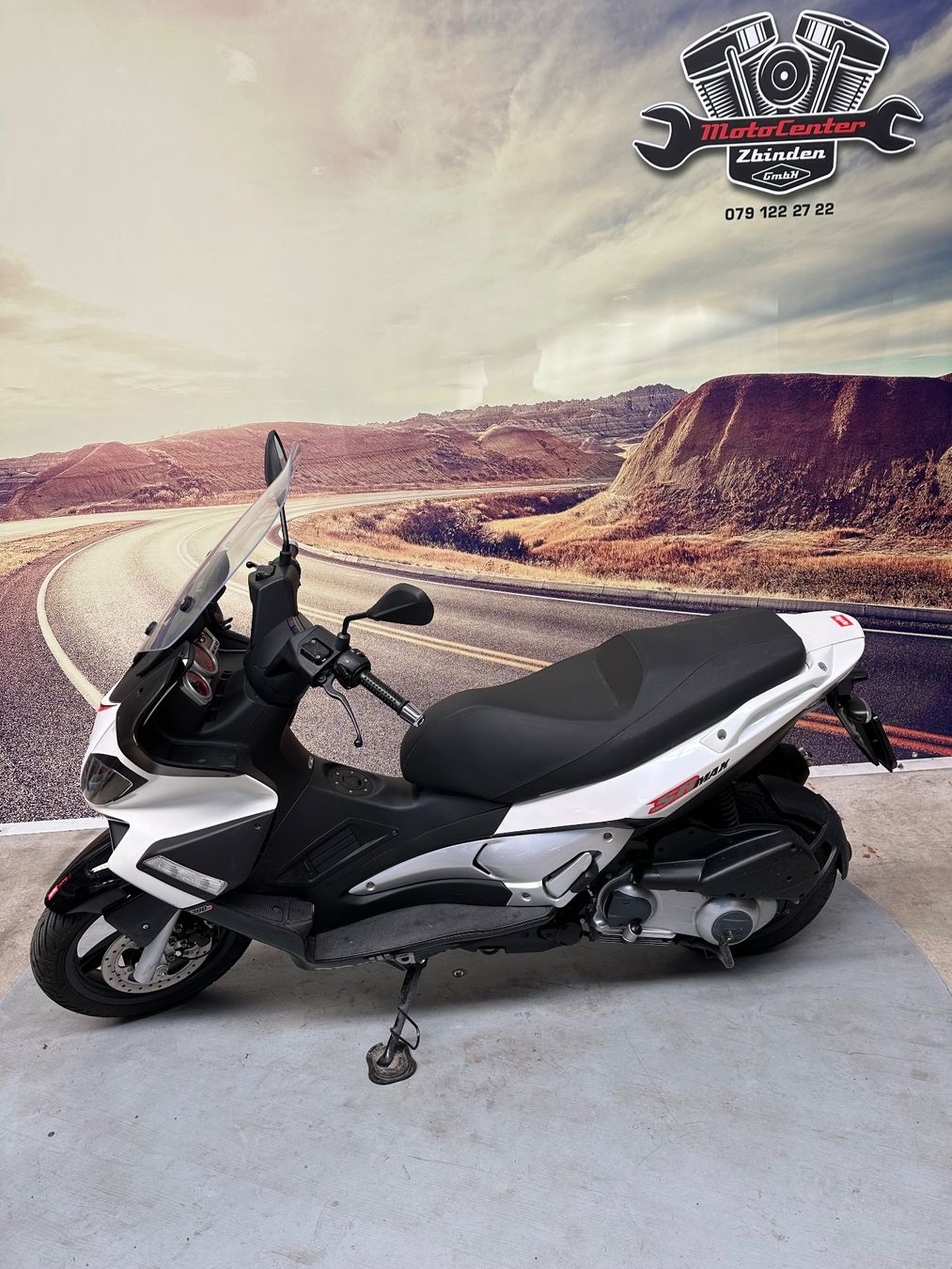 Aprilia Scooter: Aprilia SR 300 MAX mit MFK ab 2999.00 – Usato da Liebistorf venduto da motocentergmbh 4