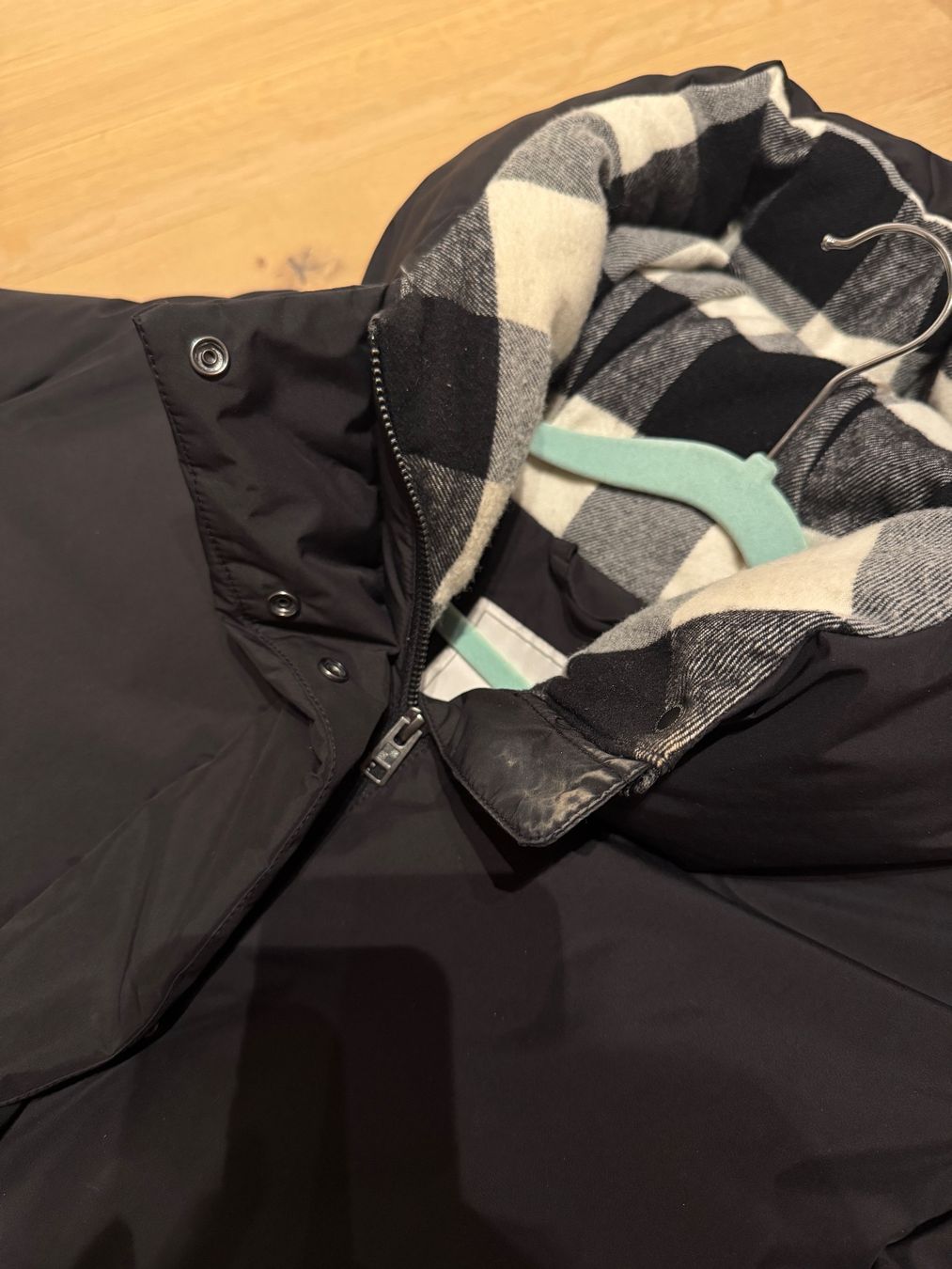 Woolrich Giacche: Woolrich Winterjacke Damen – Usato da St. Gallen venduto da ElmedinaZ 6