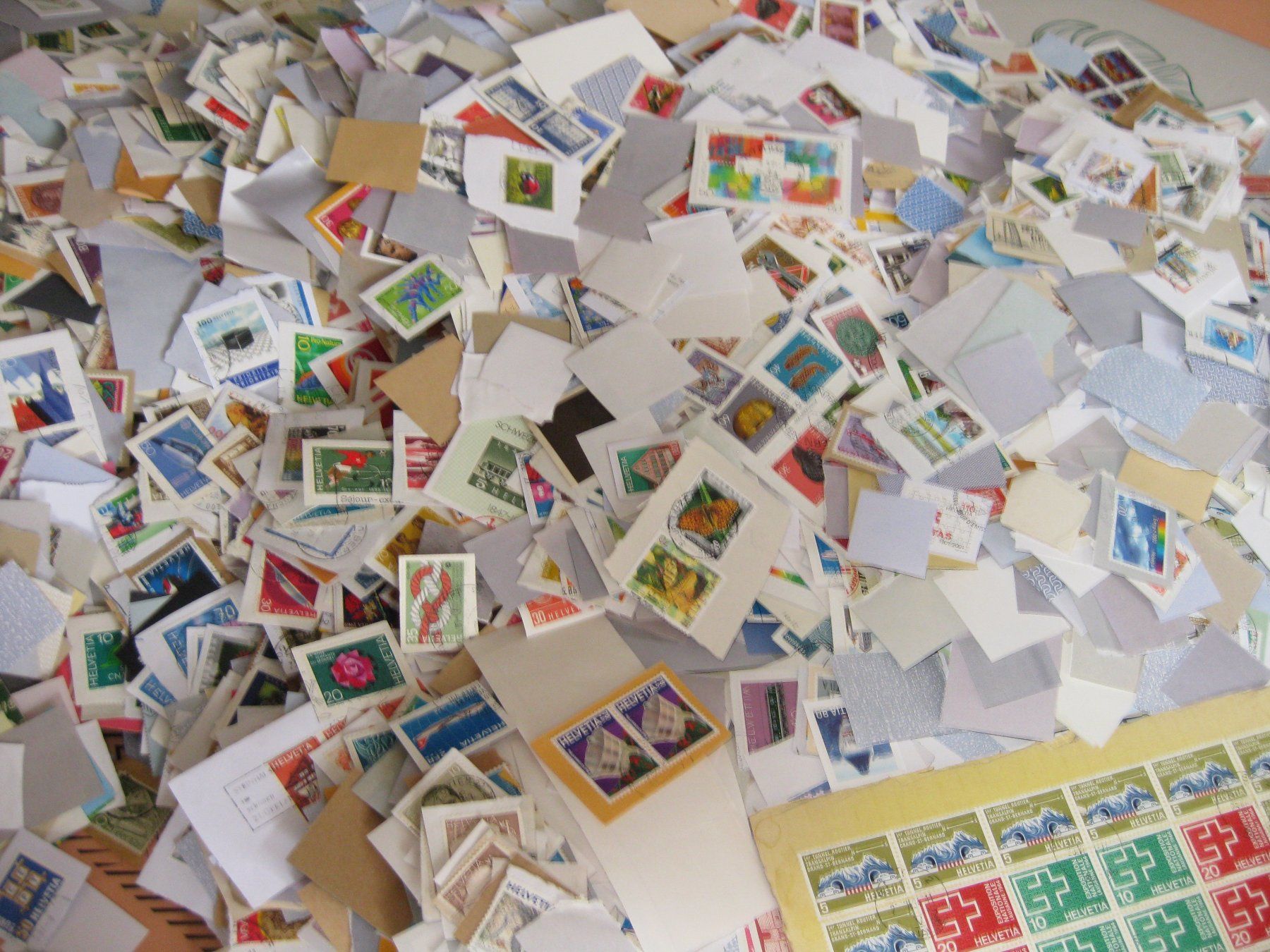 Tutti i francobolli: Timbres suisses sur fragments – Usato da L'Auberson venduto da DanGinFAS 3