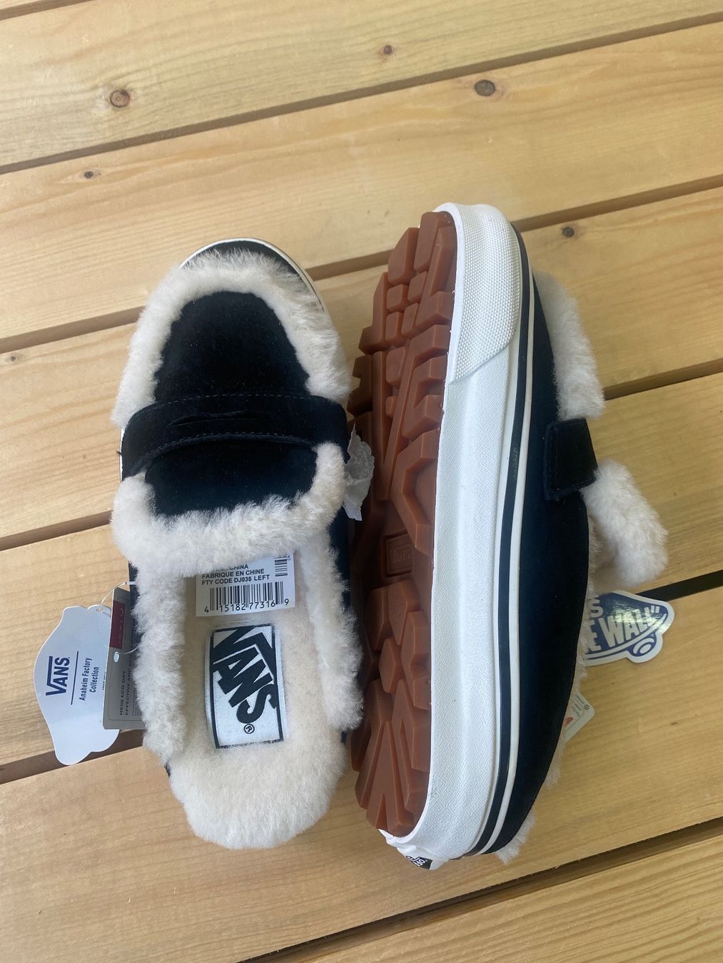 Vans Scarpe da donna: Vans Femmes Taille 37 -50% – Nuovo e nell'imballaggio originale da Orbe venduto da D-stockFactory-Orbe 1
