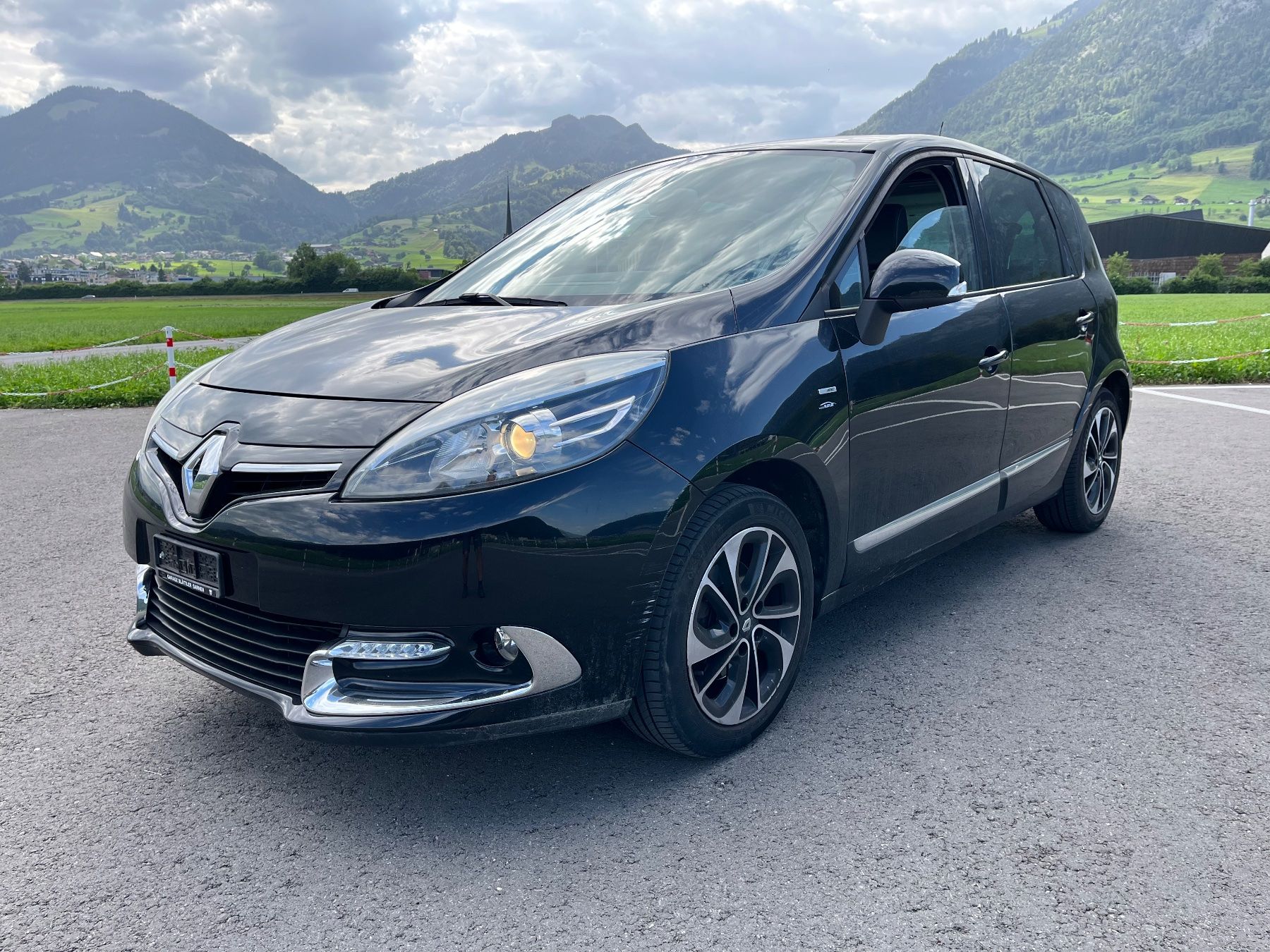 Renault Autos: Renault Scenic – Gebraucht aus Kerns von seb_ssc5 1