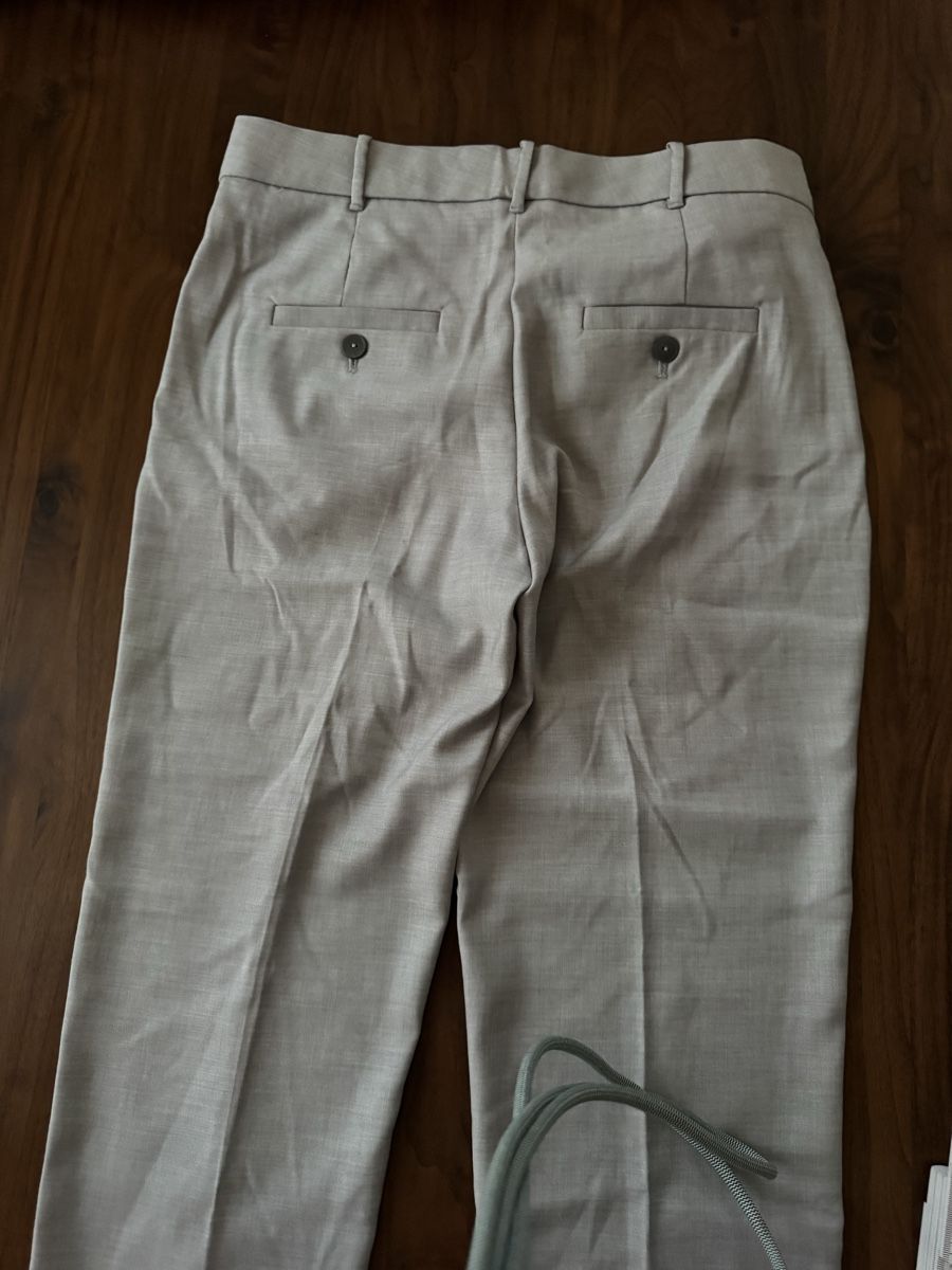 Mango Pantaloni: Mango Hose, hellgrau, Gr. 38 – Nuovo (secondo la descrizione) da Zürich venduto da yas_7vdk 4