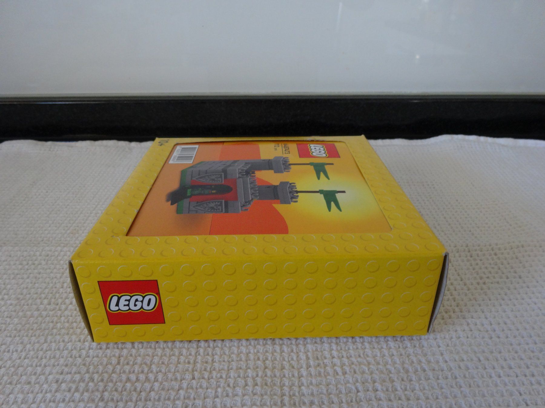 Lego Spielzeuge: Lego Graue Burg  Nr 6487473 – Neu und originalverpackt aus Neerach von jenny062 2