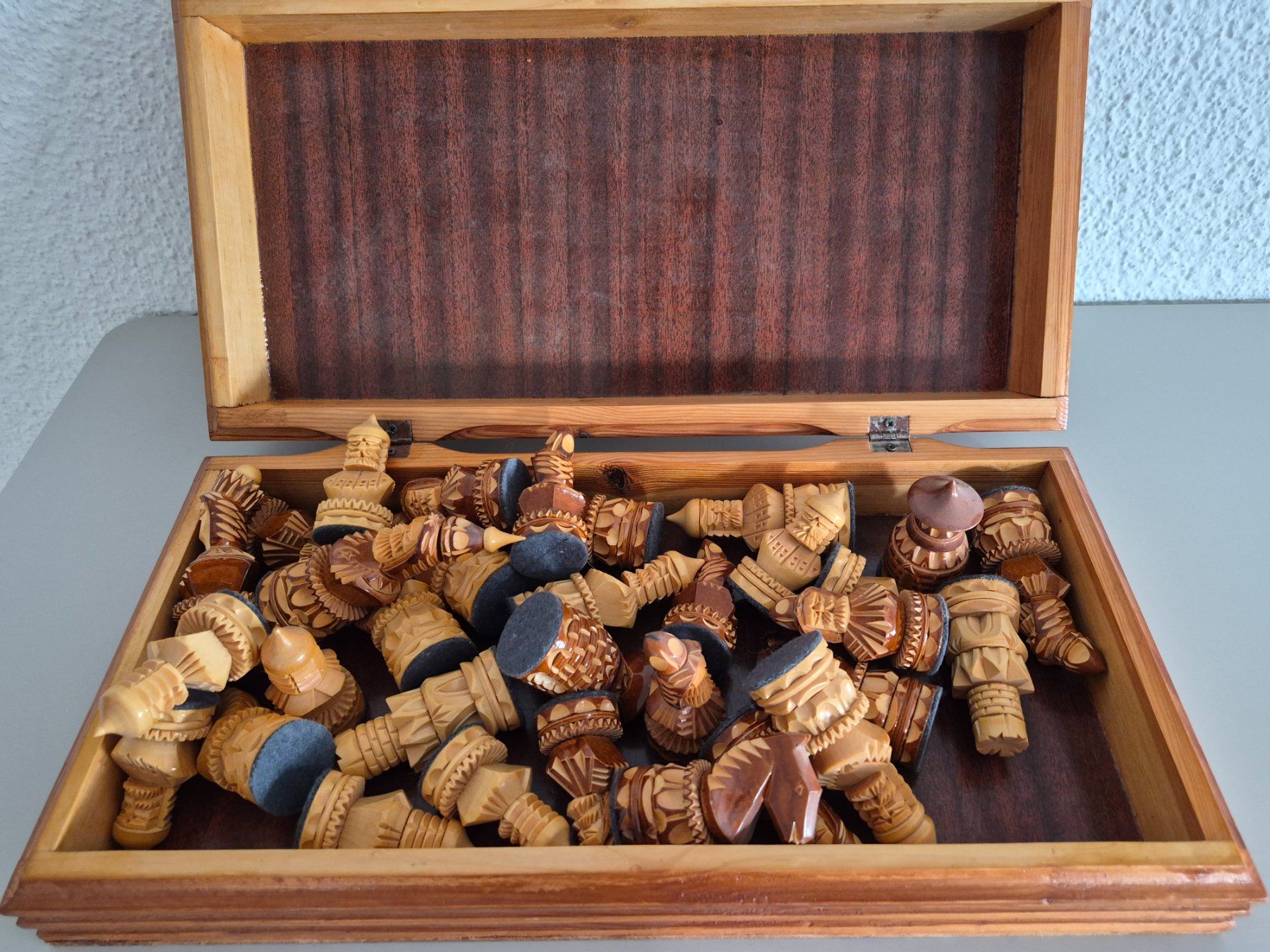 Spiele: Schachspiel Holz Figuren – Gebraucht aus Ennetbürgen von thb_b66b 2