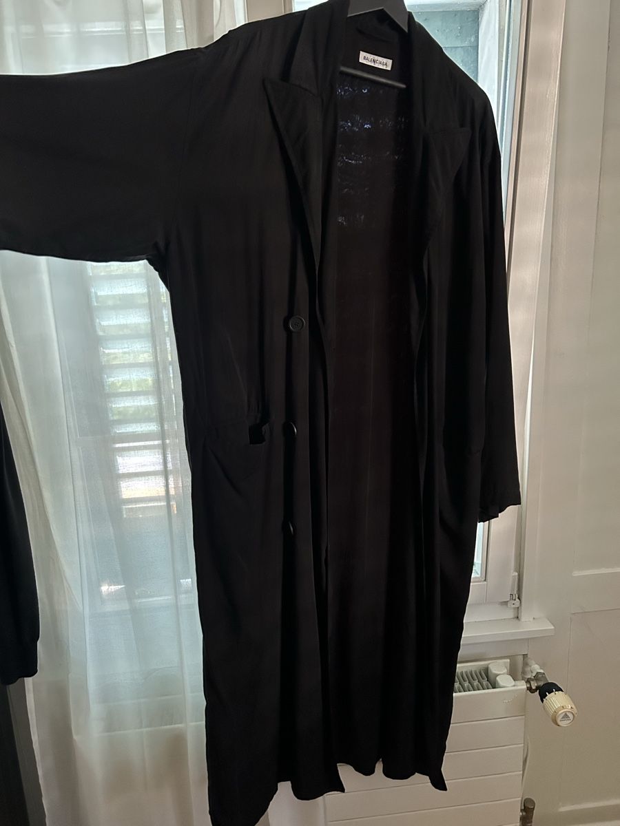 Balenciaga Cappotti: Balenciaga Mantel – Nuovo (secondo la descrizione) da Affoltern am Albis venduto da cljkz 4