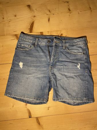 Kurze Hosen