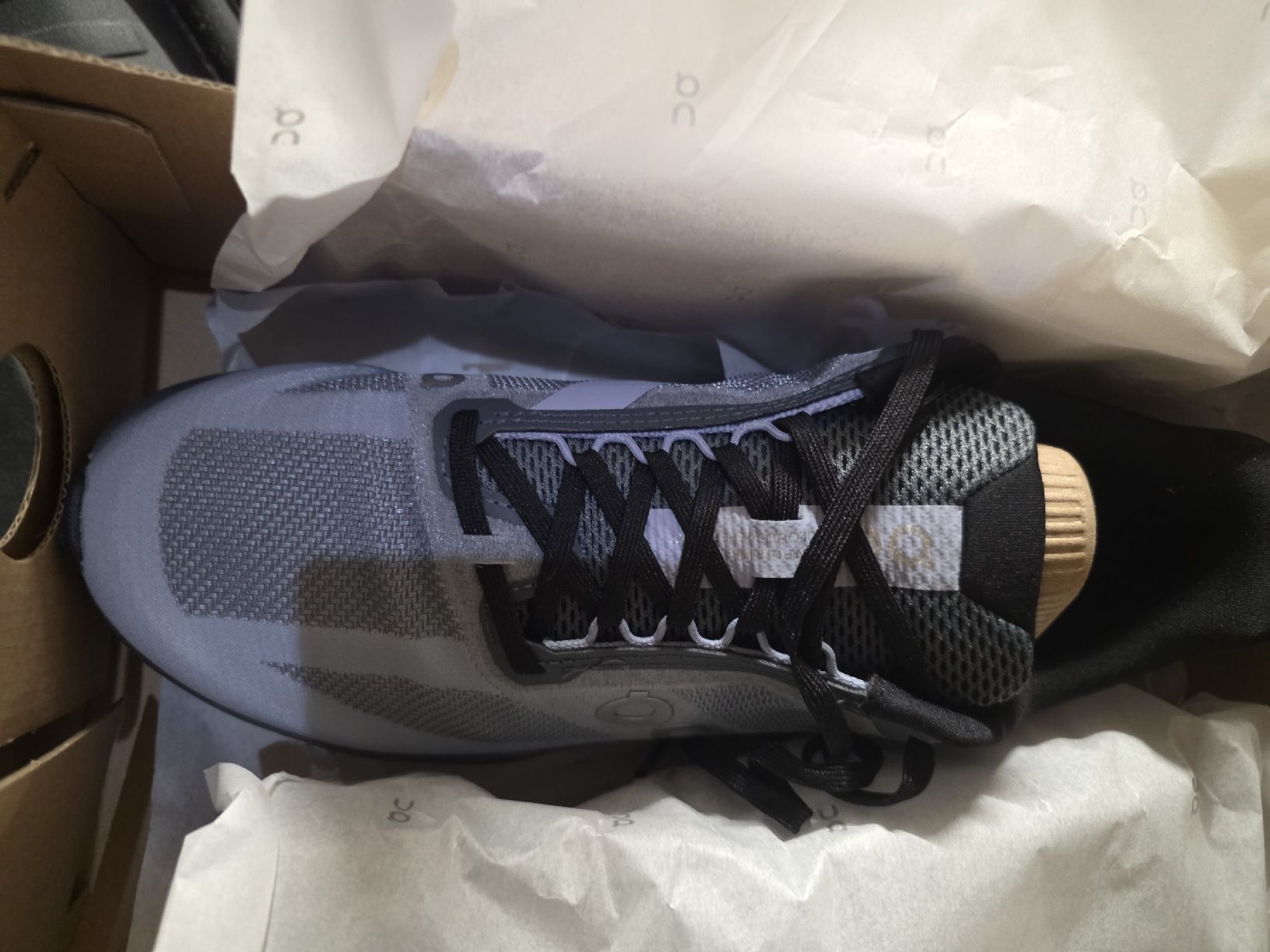 On Chaussures hommes: On Cloudsurfer NEU 43 – Neuf avec emballage d'origine à Uitikon Waldegg par Minic 2