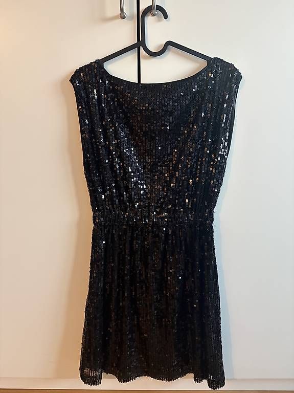 Vestiti: Schwarzes Paillettenkleid, Grösse S – Usato da Zürich venduto da Tamara066