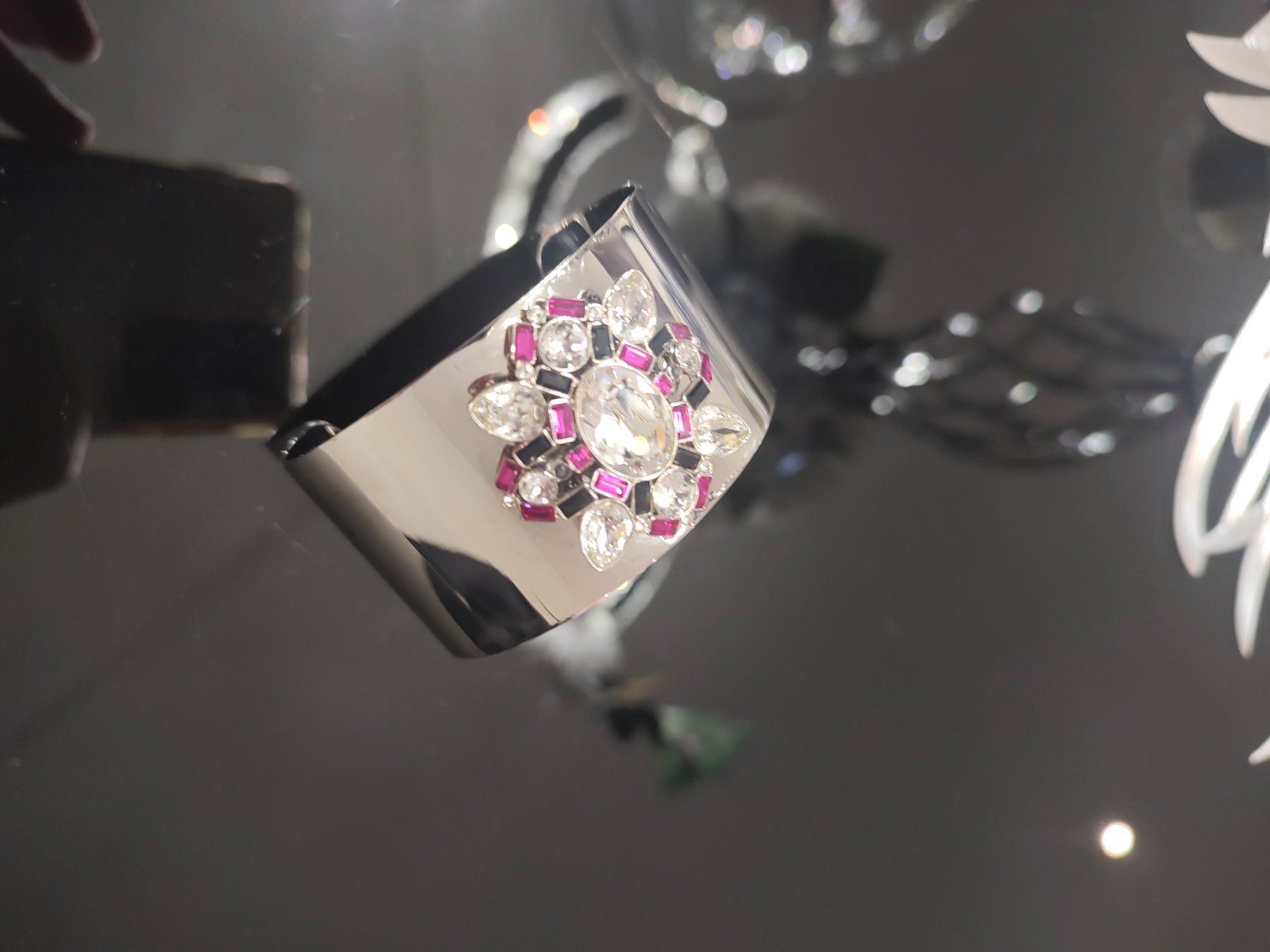 Swarovski Bracciali & Braccialetti: Swarovski Armreif Grösse M – Usato da Niederbipp venduto da cra_9xqn 2