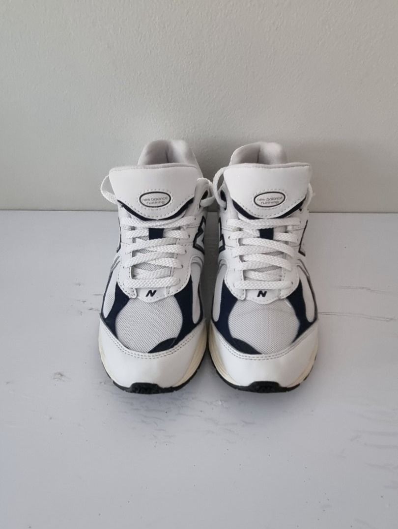 New Balance Scarpe da uomo: New Balance 2002R – Usato da Mendrisio venduto da ann_d9pf