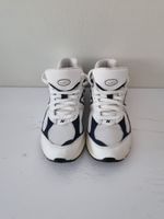 New Balance 2002R