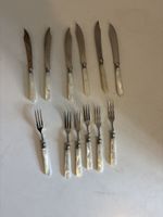 Antikes 12-tlg. Besteckset mit Perlmuttgriffen