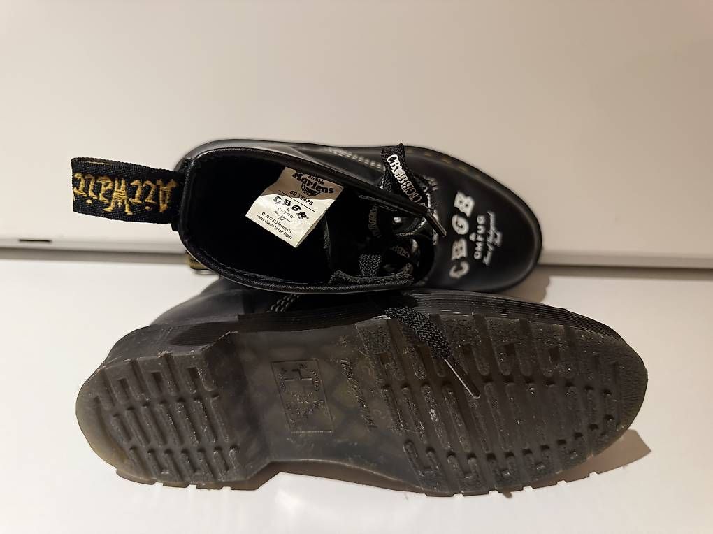 Scarpe da uomo: Dr. Martens 1460 CBGB / OMFUG Boots schwarz  – Usato da Fläsch venduto da jbmerz