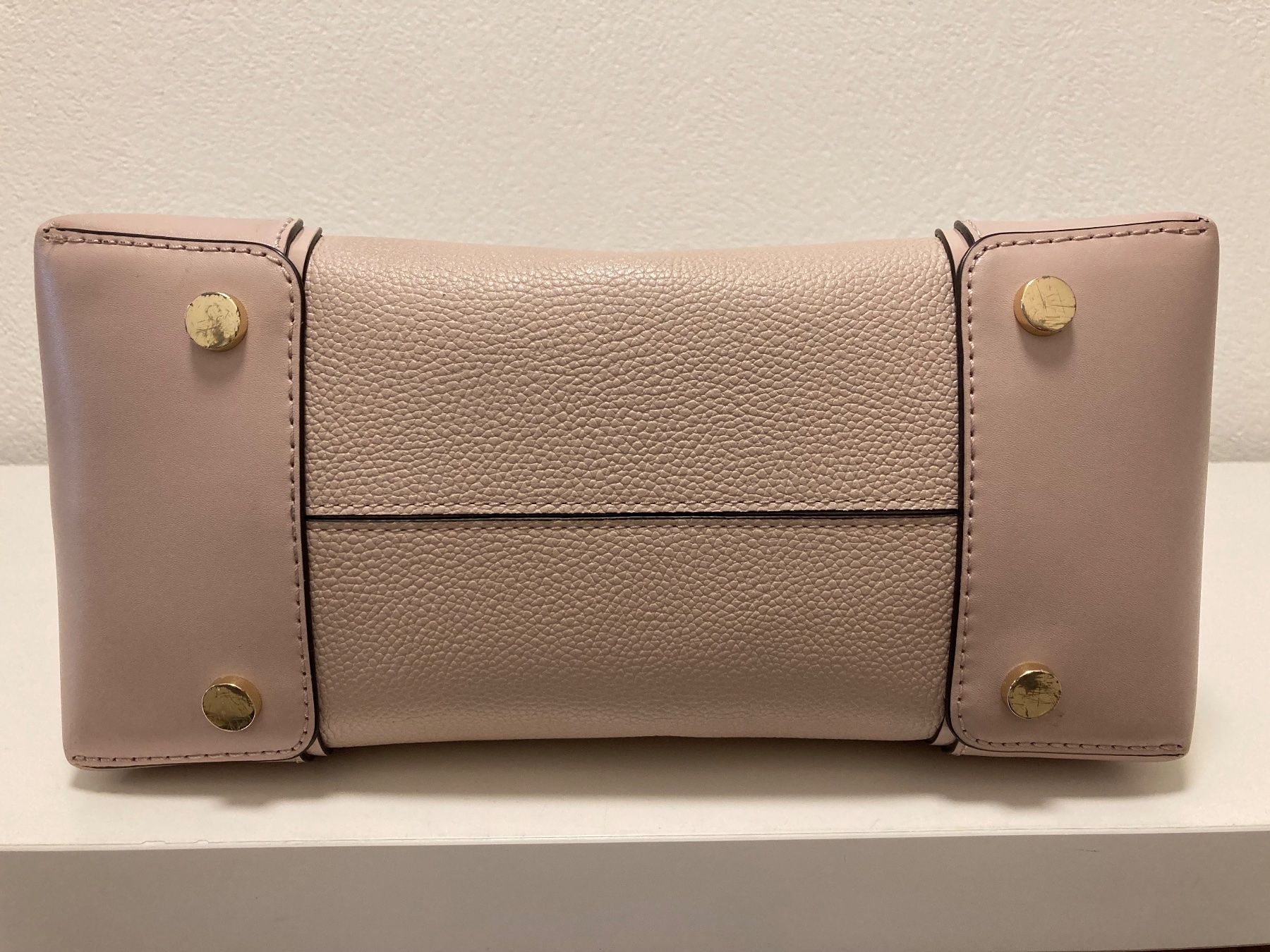 Michael Kors Borse da donna: Neuwertige MICHAEL KORS Handtasche soft pink – Usato da St. Moritz venduto da Snurfla 4