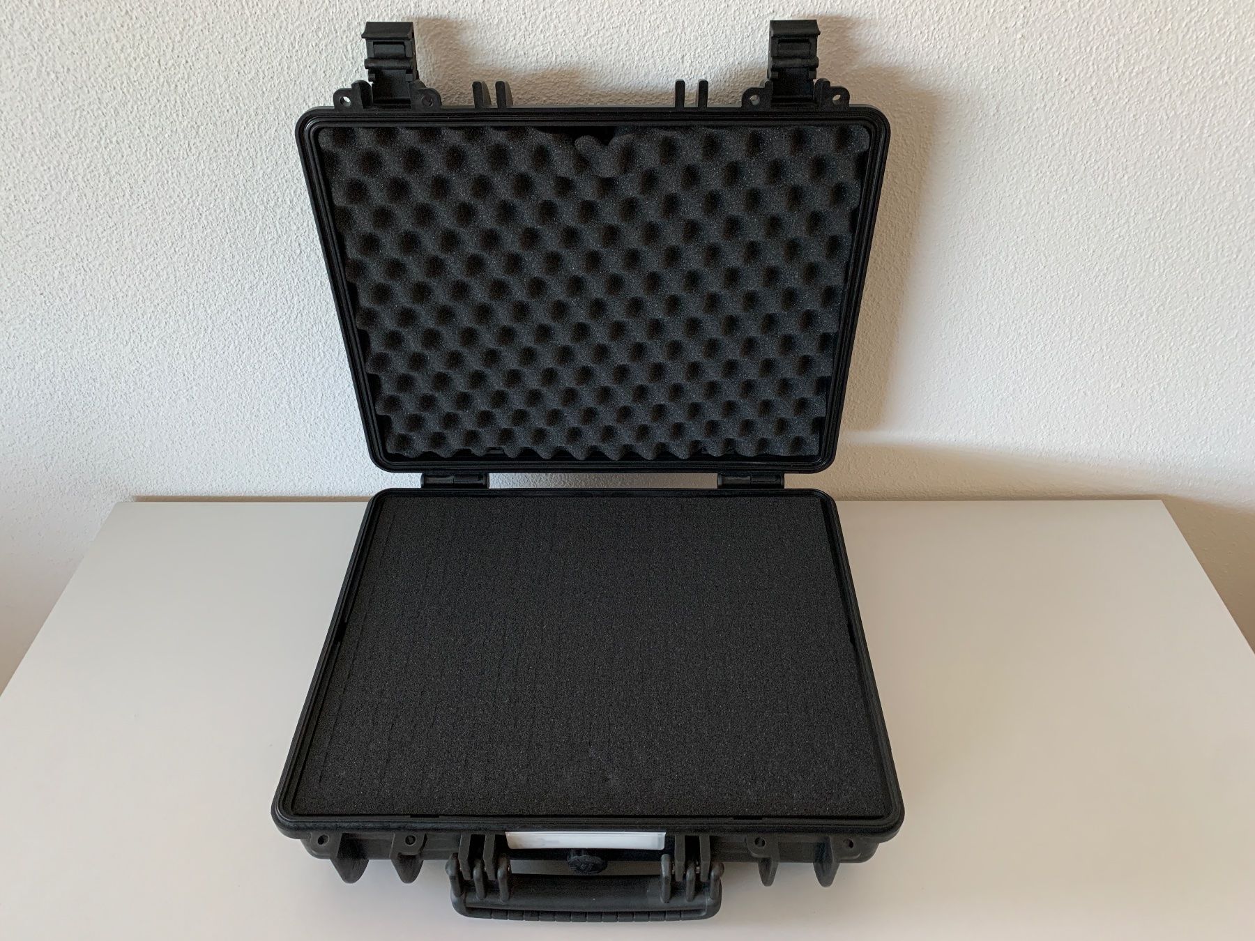 Valigie: Transportkoffer (Nr. 3 von 4) – Nuovo (secondo la descrizione) da Beringen venduto da Hummingbird007 2