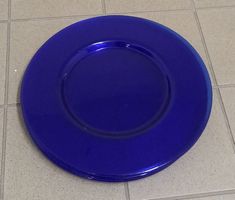 SET AN 4 *GLAS - TELLERN* IN BLAU/SCHWER/DM 34(H 3.5/INTAKT