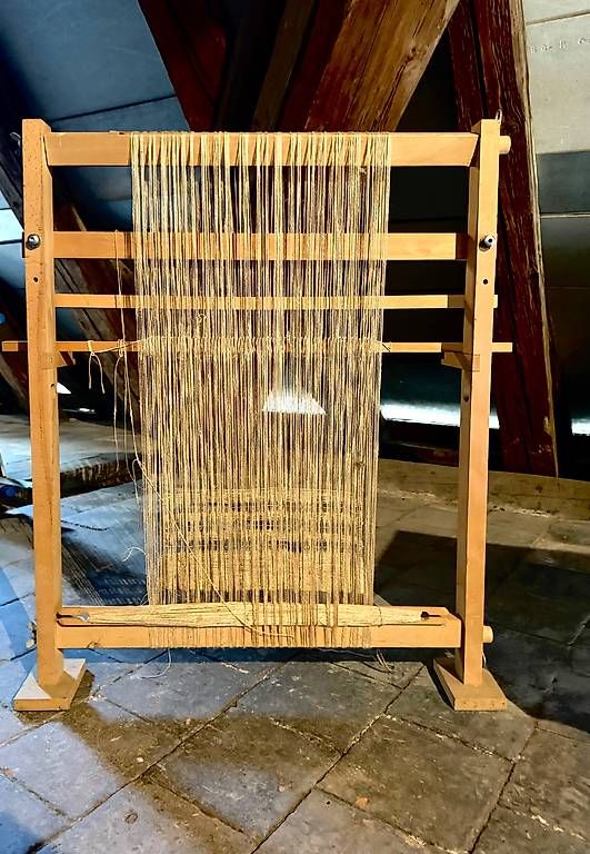 Webrahmen: Vintage Riesen Webrahmen Navette – Gebraucht aus Basel von Lemon_4
