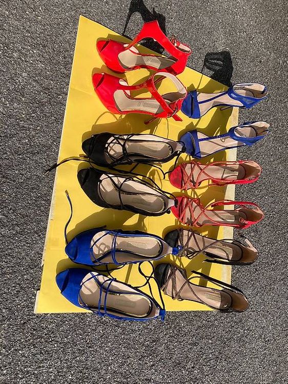 Lot De 10 Paires De Baskets - Taille 39, Multicolores, Occasion Très Bon état, Sans Marque