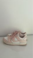 Nike Dunk Low Platform Sneakers, Grösse 38, Rosa/Weiss