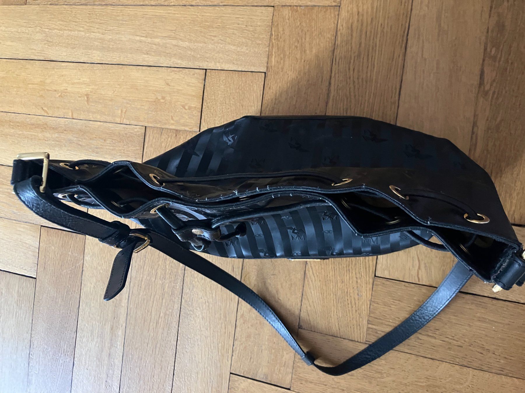 Maison Mollerus Sacs femmes: Beuteltasche in Schwarz von Mollerus – D'occasion à Zürich par luna779 6