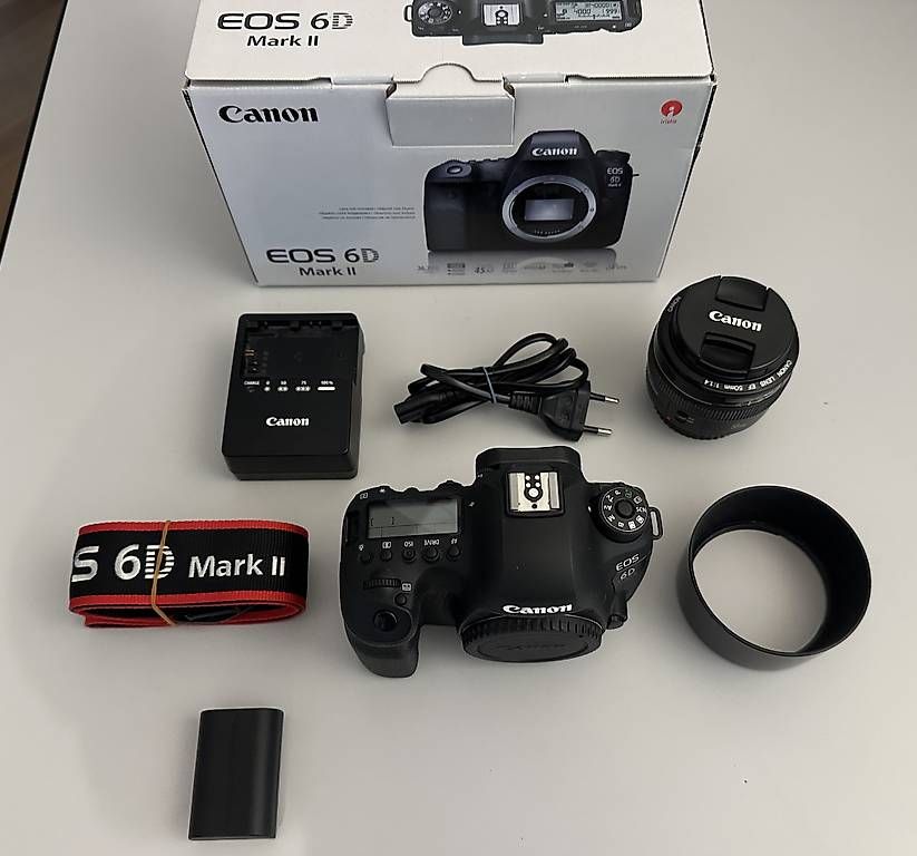 Canon Kamera: Canon EOS 6D Mark II – Gebraucht aus Genève von Chopi02