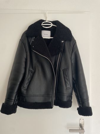 Jacke Bershka Gr. S