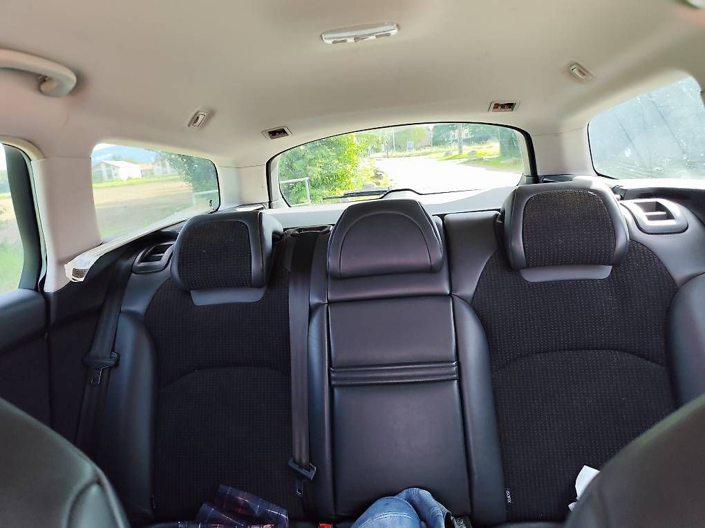 Automobili: Citroen C5 Tourer 2.0 HDi – Usato da Genève venduto da vim_h95y 4