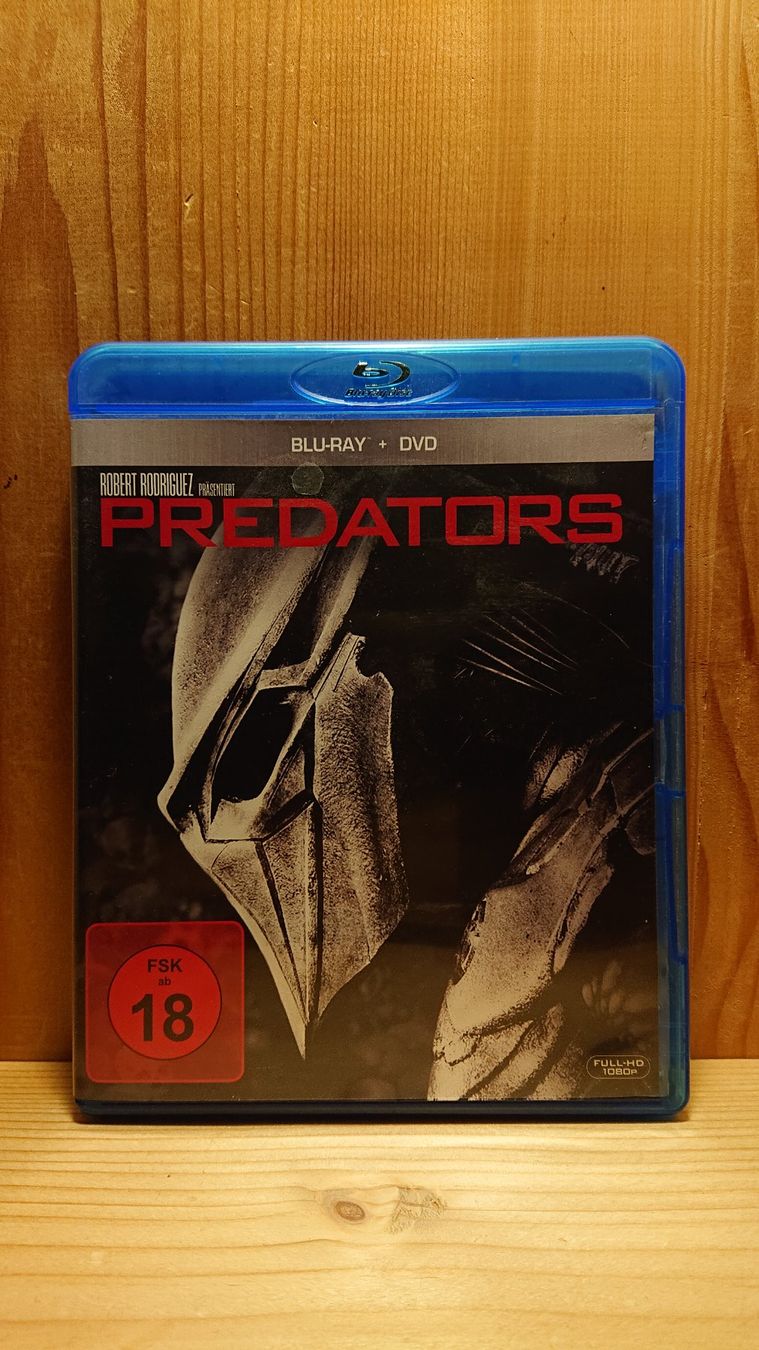 Tous les DVDs: PREDATORS Blu-Ray von Robert Rodriguez – D'occasion à Wilderswil par Exebub