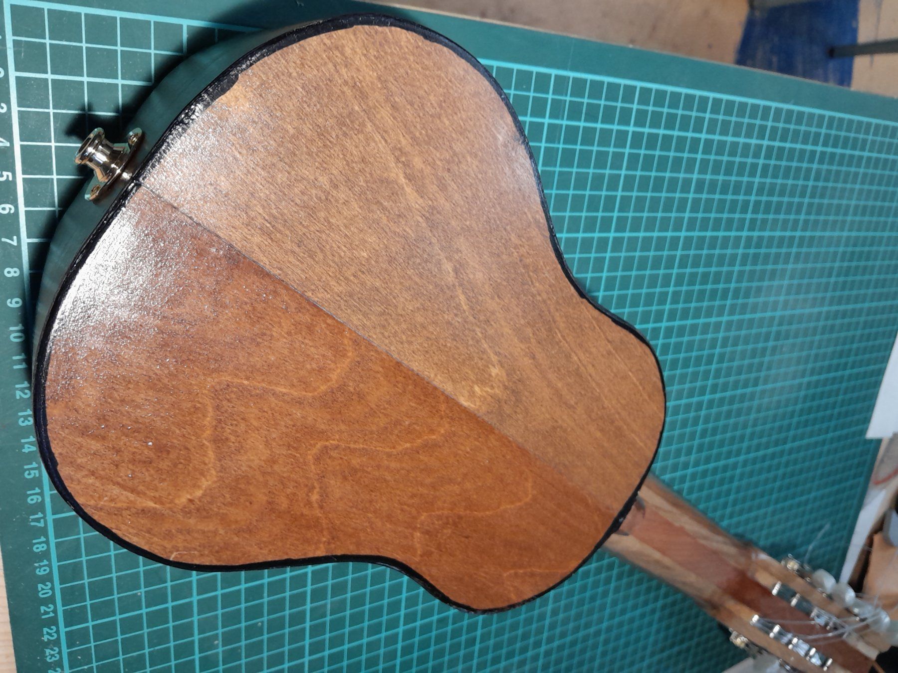 Strumenti musicali: Charango electroacoustique – Nuovo e nell'imballaggio originale da Lausanne venduto da EdwinBOSU 1