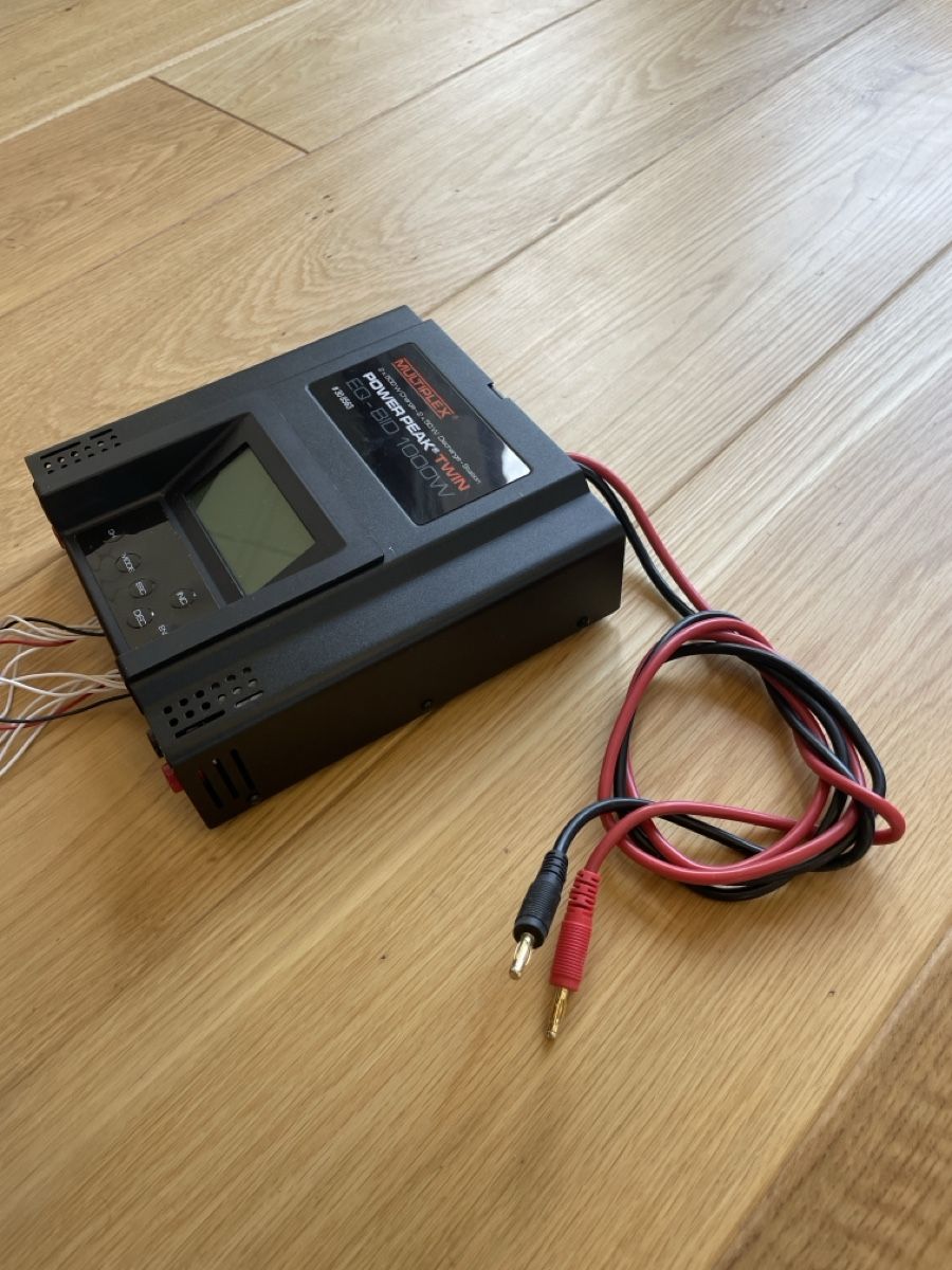 Multiplex Batterie, Caricabatterie & Alimentatori: Chargeur Multiplex Power Peak Twin 1000W – Usato da Correvon venduto da silasmoser 3