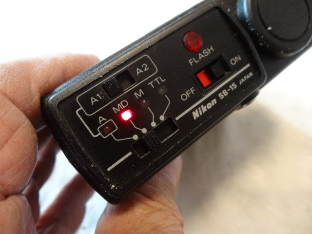 Nikon Fotocamera: NIKON SPEEDLIGHT SB 15- KAMERA. TIP TOP  LÄÜFT – Usato da zürich venduto da ahmad01 3