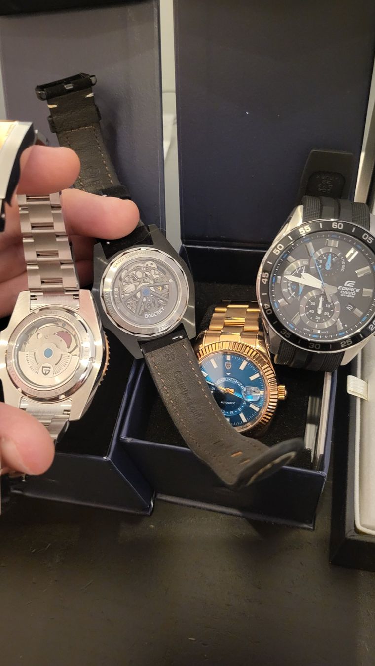 Orologi: Pagani Design Boderry Casio Edifice – Usato da Bossonnens venduto da nic.deco 5