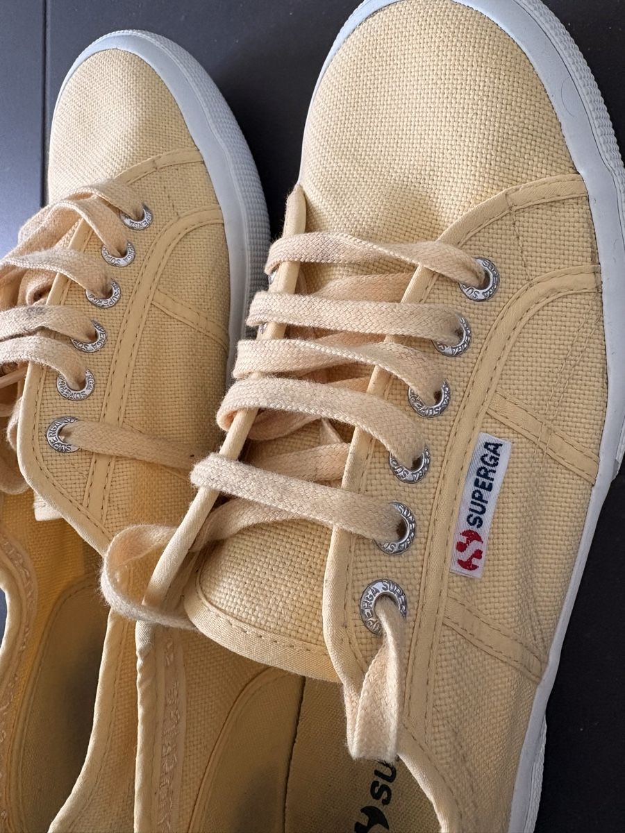 Superga Scarpe da uomo: Superga Schuhe – Usato da Bern venduto da and_767w 2