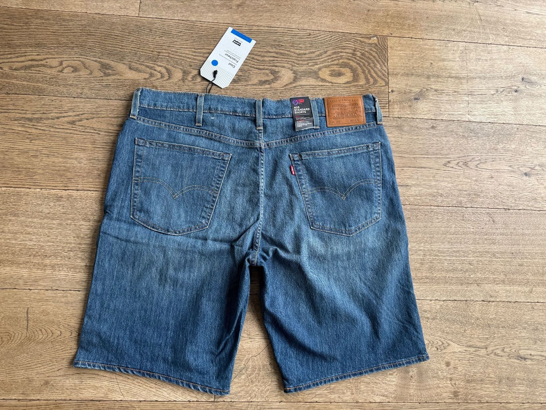 Levi's Jeans: Jeans, Shorts, Levis //NEU// 38 – Usato da Stettfurt venduto da outlet72 1