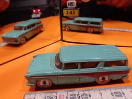 Nash Rambler  1:43 (ohne Box) Dinky GB  > (H5)