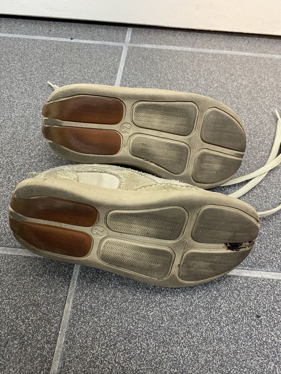 Schuhe für Jungen: Kinderschuh beige Grösse 24 – Gebraucht aus Wettingen von vpr_9gz6 2