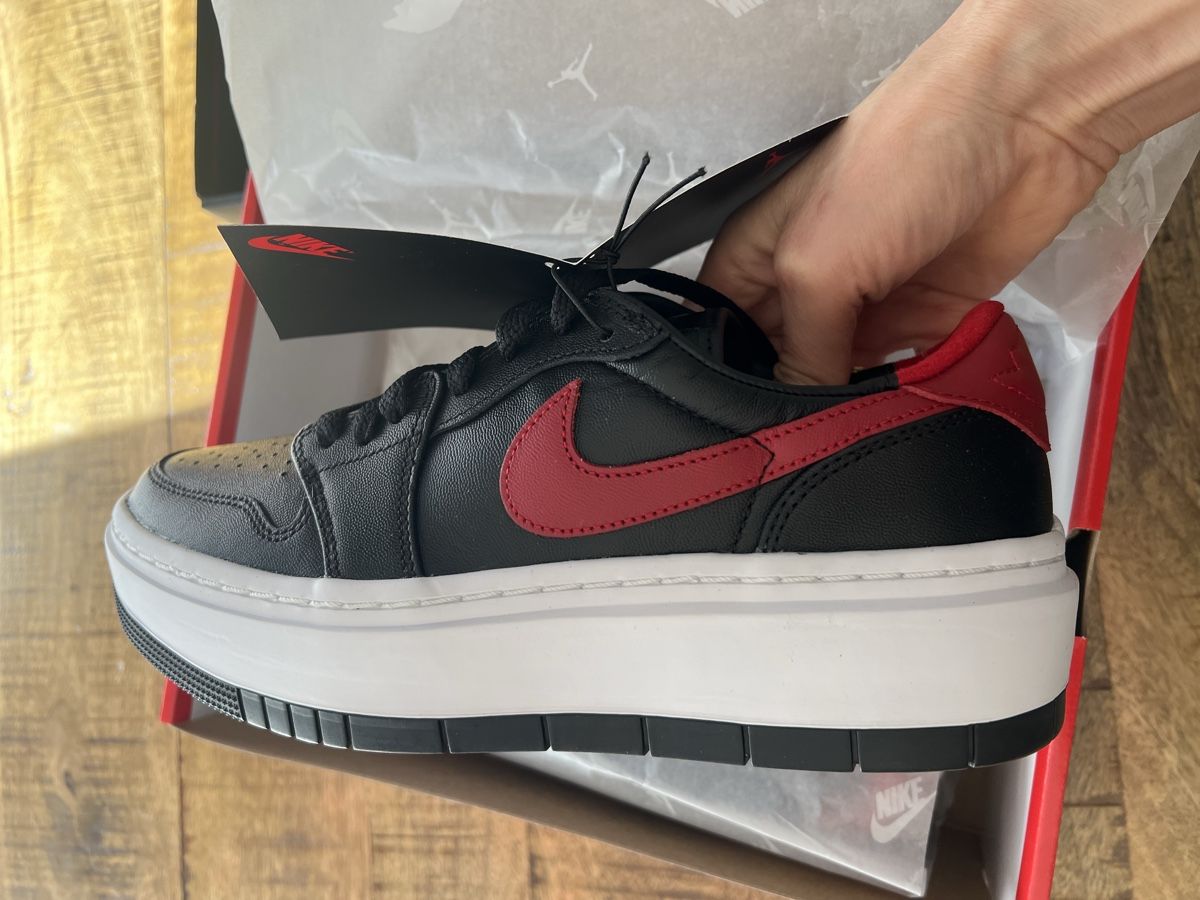 Jordan Scarpe da donna: Nike Air Jordan 1 elevate low – Nuovo e nell'imballaggio originale da Gland venduto da Sde_6587