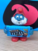 Papa Schlumpf mit m&m's