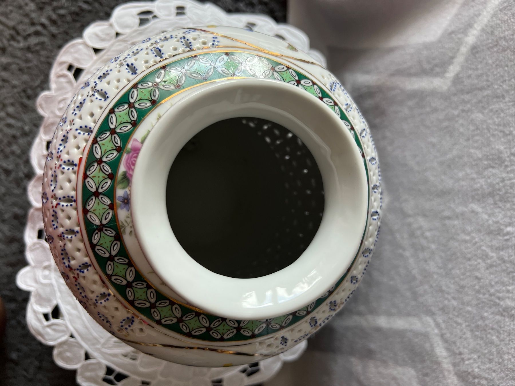 Vasi & Recipienti: Chinesische Ziervase Durchbruchmuster – Usato da Frenkendorf venduto da Only1 6
