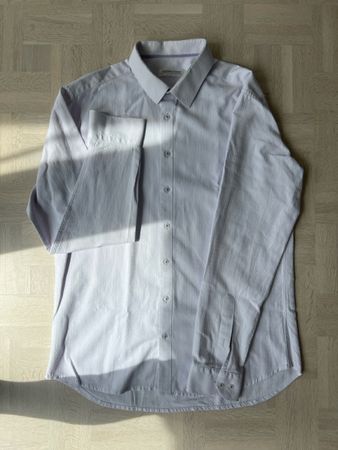 Herren Hemd Camiseria Europea Slim Fit lila guter Zustand