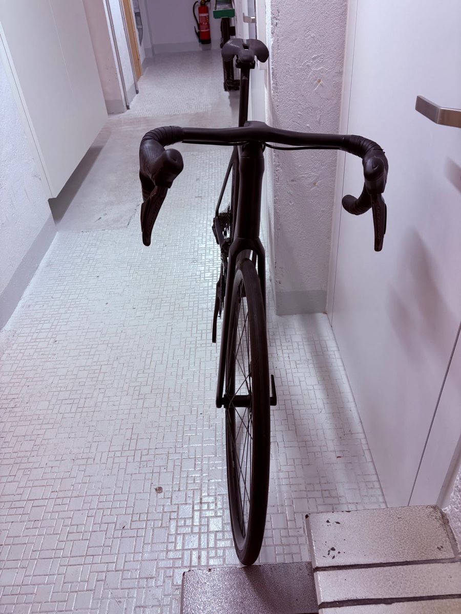 Canyon Velos: Canyon endurace CF 8 Di2 black medium 56cm – Gebraucht aus Zürich von gva_r9gs 1