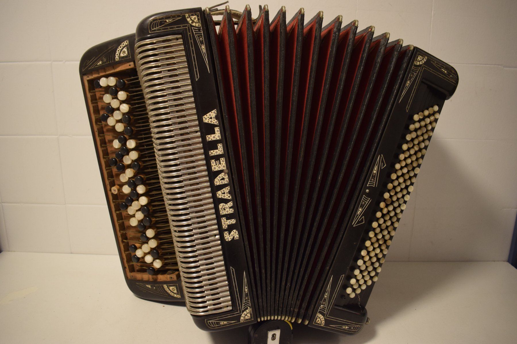 Strumenti musicali: Akkordeon Stradella – Usato da Zürich venduto da Brockito 5