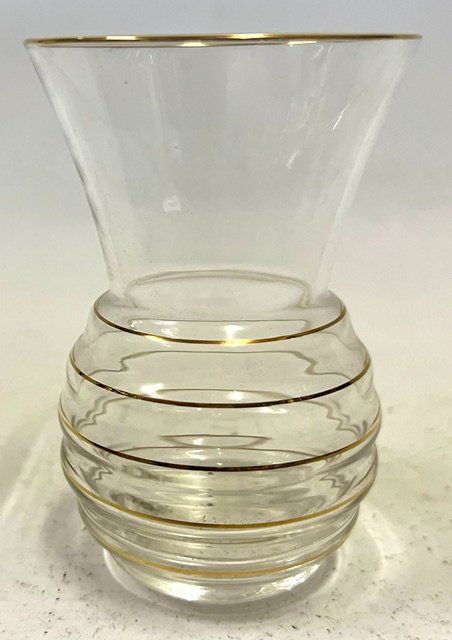 Vasi & Recipienti: Kleine Vase mit goldigen Linien – Usato da Zürich venduto da gigimai67