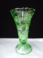 Leuchtend grüne Glas Vase