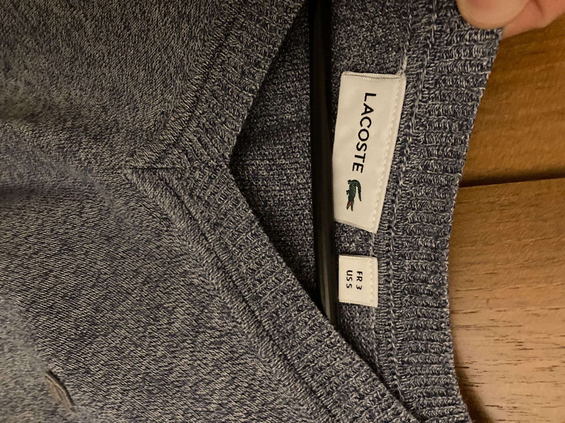 Lacoste Maglioni & Felpe: Pull Lacoste Homme Gris Clair, Taille 3, idéal automne – Usato da Bellinzona venduto da PWNguitars 1