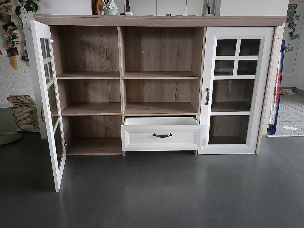 Büffets: Sideboard Kommode Büffet Möbel – Gebraucht aus Langenthal von chliride 1