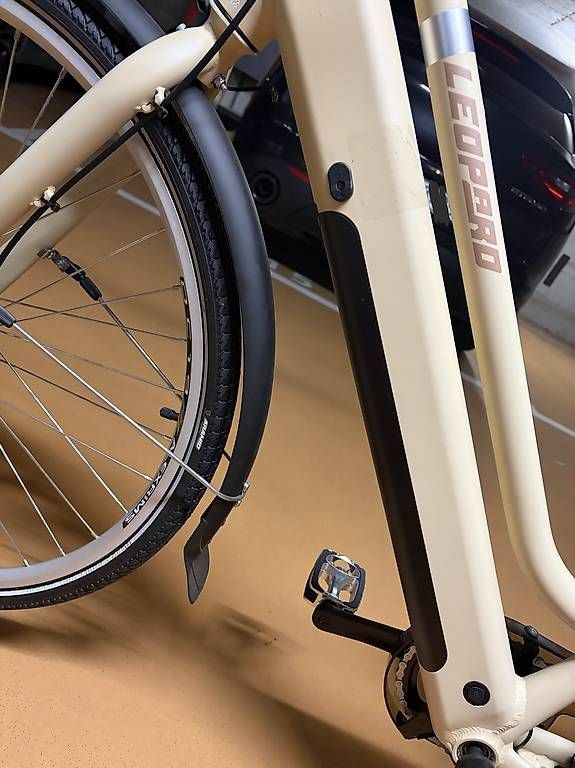 Leopard Velos: Vélo E-Bike City Explorer – Neu (gemäss Beschreibung) aus Lucens von Saracan7 2