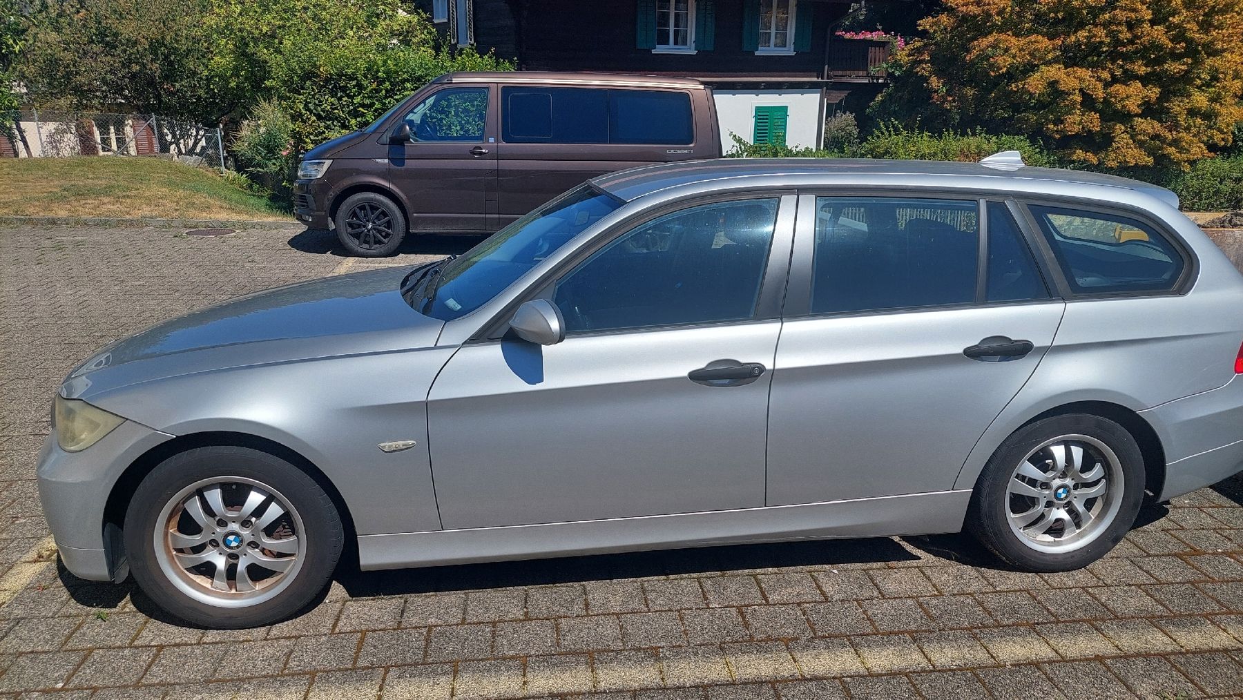 BMW Autos: BMW 320d Touring – D'occasion à Richterswil par Bamarai 3